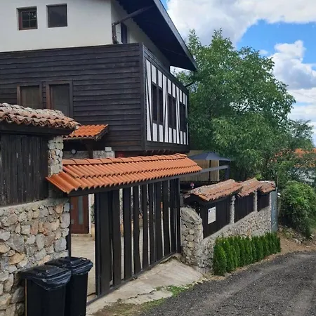 под манастира
